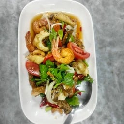 ยำสามกรอบ