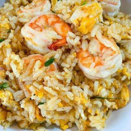 ข้าวผัดกุ้งบึ้ม