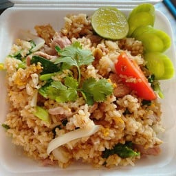 ข้าวผัดหมู