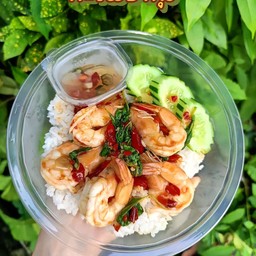 ข้าวกะเพรากุ้ง