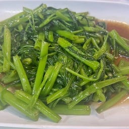 ผักบุ้งไฟแดง