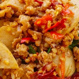 กระเพราหมูยอ+หมูสับ