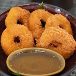 Shrimp Donut โดนัทกุ้ง