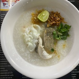 ข้าวต้มปลากระพงผสมไก่