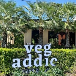 Veg addic x เฌอ - Leaf ลำลูกกา คลอง 8