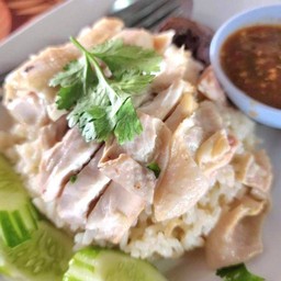 ข้าวมันไก่ต้ม