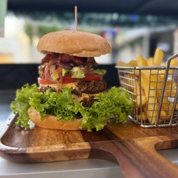 Arcade Burgers & BBQ