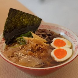 คัทสึโอบูชิ ราเมน