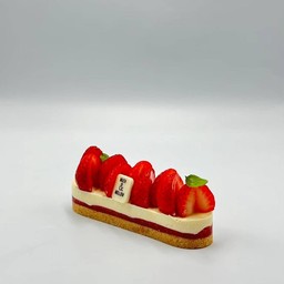 Strawberry cheese pie