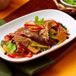 Stir-Fry Pork Stomach With Preserved Saited Vegetabie