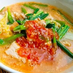 สุกี้หมู (น้ำ)