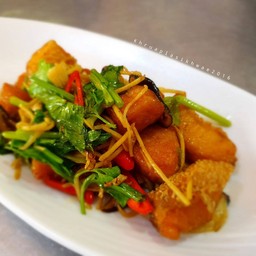 ปลาช่อนนา ผัดขึ้นช่าย