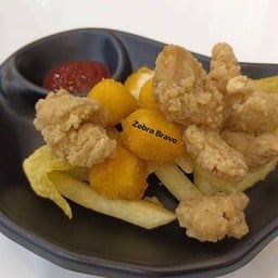 สุกี้ตี๋น้อย วิลเลจฮับประชาอุทิศ 90