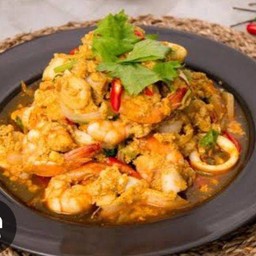 ผัดผงกะหรี่รวมมิตร  [กับข้าว]