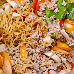 ยำมาม่า