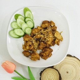 ข้าว+ไก่ทอดกะเทียม