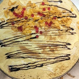 วานิลลา+คอนเฟลก+เยลลี่แดง