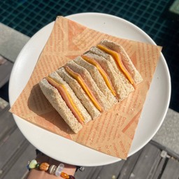 แซนวิชมินิแฮมชีส