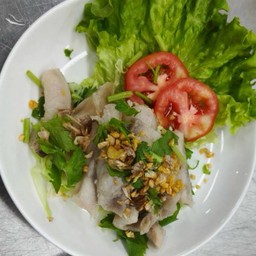 ปลาคังลวกจิ้ม Blanched Fish Serve With Spicy Soy Bean Sauce