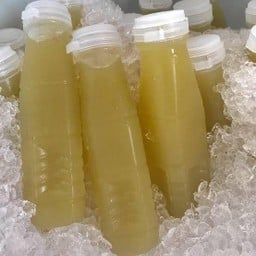 น้ำอ้อยสด แถมน้ำแข็งฟรี1แก้ว