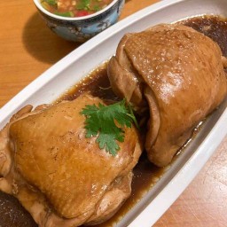 น้ำปลากับไก่กับหมู