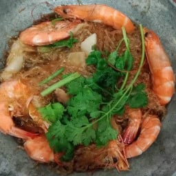 กุ้งอบวุ้นเส้น ต้ม