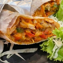 Chicken Roll ไก่โรลหรือไกกะบับม้วนแป้งโรตี