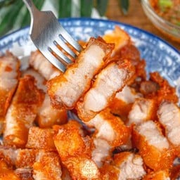 ข้าวเหนียวไก่ทอด หมูทอด อัชวังห่อใหญ่ให้เยอะ