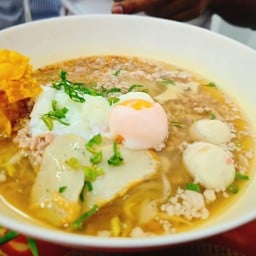 ก๋วยเตี๋ยวหมูน้ำใส