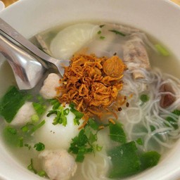 ก๋วยจั๊บญวณ (Viet Noodle Soup)