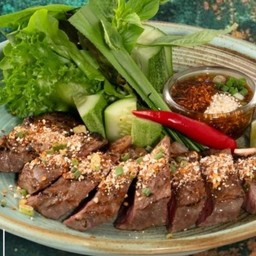 เนื้อแฟรงค์ย่างจิ้มแจ่ว