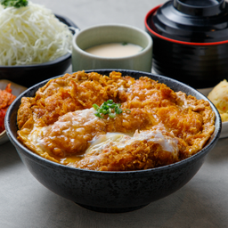 ชุดข้าวหน้าแซลมอนทอด