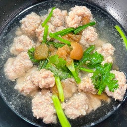 หมูสับต้มบ๊วย (กับข้าว)