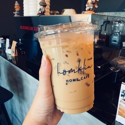 Iced Caramel Macchiato คาราเมลมัคคิอาโต้เย็น