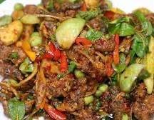 ผัดเผ็ดกบราดข้าว