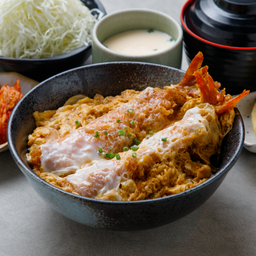 ชุดข้าวหน้ากุ้งทอด