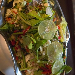 ปลากระพงนึ่งมะนาว