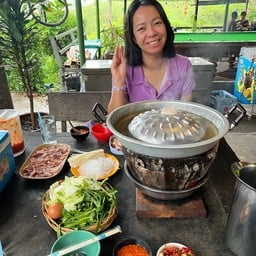 หมูกระทะกลางเขา เกาะล้าน เกาะล้าน