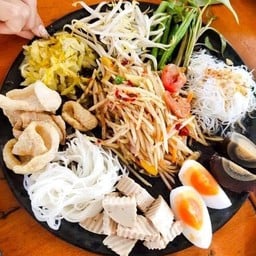 ตำถาด ปูปลาร้า