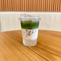 ชาเขียวมะพร้าว