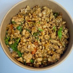 กระเพราไก่  (กับข้าว)