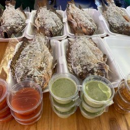 เมี่ยงปลาเผา+หางหมูอบโอ่ง(ร้านชาย4ซอยหน้าพฤษา1) เมี่ยงปลาเผาปลาอบโอ่ง+หางหมูอบโอ่ง