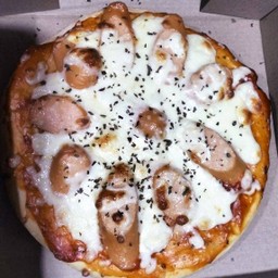 พิซซ่าไส้กรอกชีส