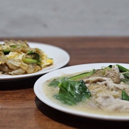 ราดหน้า by'ปู่เป็ด