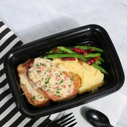 Chicago Creamy Chicken Dijon