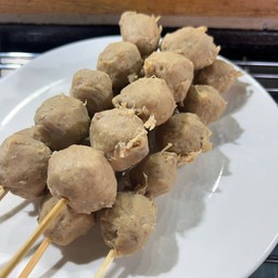 ลูกชิ้นเอ็นเนื้อ ( 5 ไม้ )