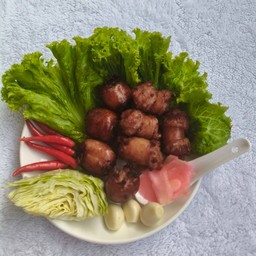 ไส้กรอกอีสานระเบิด 5 ลูก