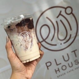 Pluto House ชาไต้หวัน กาแฟ ชาไข่มุกนมสด -