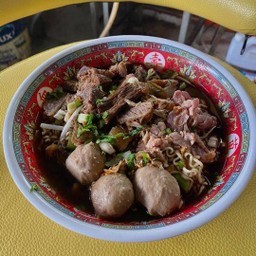 ก๋วยเตี๋ยวเนื้อ