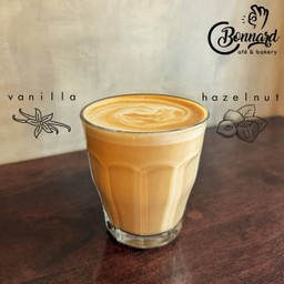 Aroma - อโรม่าลาเต้ - ร้อน